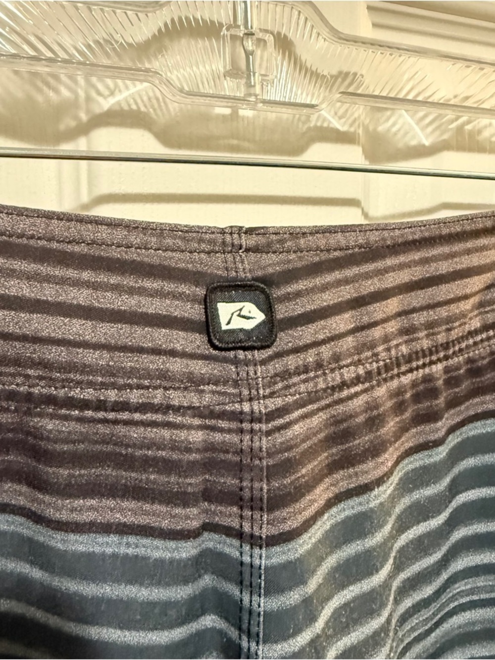 VINTAGE RUSTY Surf Shorts - Picture 7 of 9